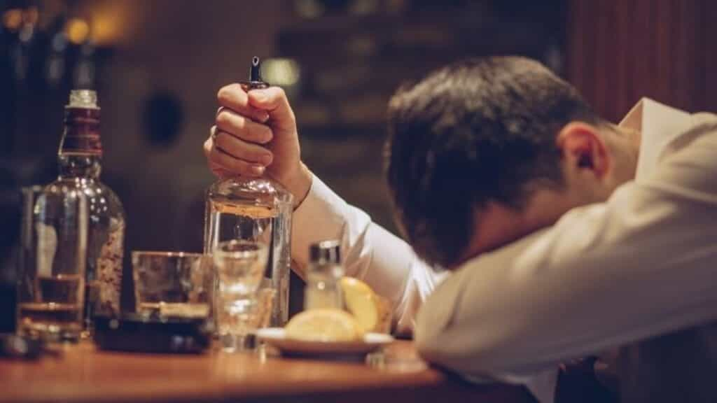 Highest Drinking States of India – इस राज्‍य में शराब का सबसे ज्‍यादा सेवन करते हैं लोग, जानिए आपके राज्य का नाम लिस्ट में है नहीं