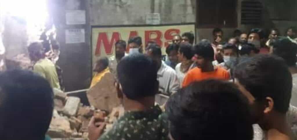 ISKCON Temple Attacked – ISKCON मंदिर पर हमला, भीड़ ने की तोड़फोड़ और लूटपाट, कई जख्मी हुए