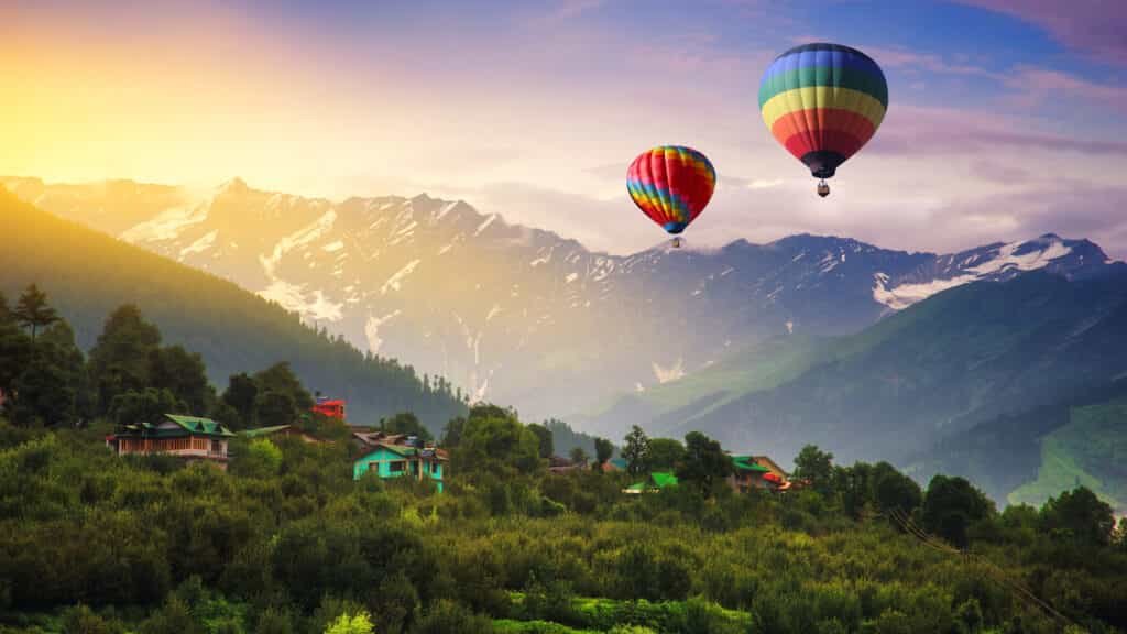 Budget Travel Destinations : कम बजट में भी हिमाचल प्रदेश की इन जगहों की करें सैर