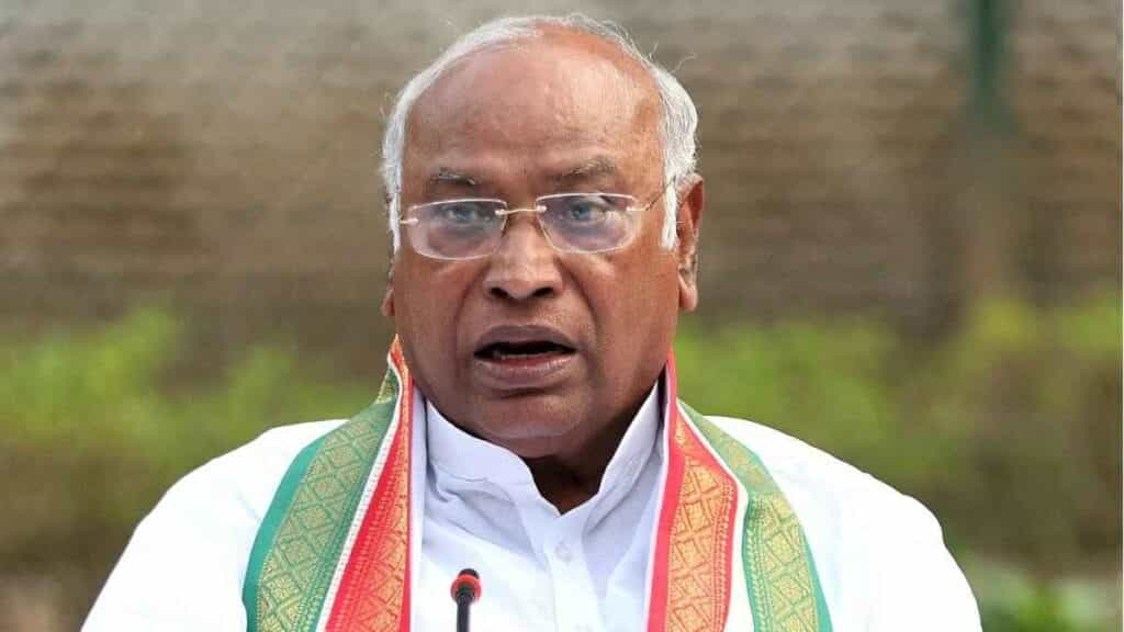 Mallikarjun Kharge Summoned : कांग्रेस अध्यक्ष मल्लिकार्जुन खड़गे को कोर्ट से समन, 10 जुलाई को तलब