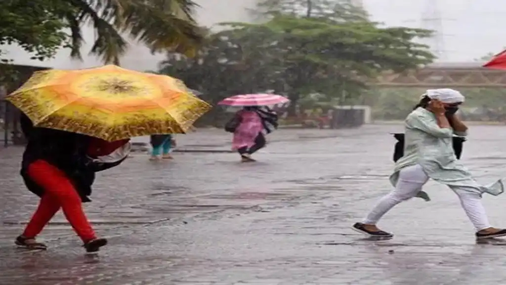 Punjab Weather Update : पंजाब में इस दिन तक भारी बारिश, मौसम विभाग ने जारी किया येलो अलर्ट