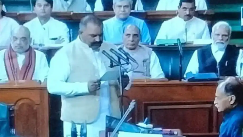 Sushil Rinku Took Oath : AAP के सुशील रिंकू ने लोकसभा सांसद के रूप में ली शपथ, CM मान ने जालंधर वासियों को दी बधाई