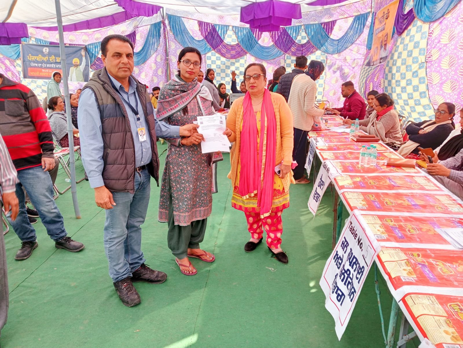 Camp in Jalandhar : बुधवार को जिले में 30 कैंपों में लोगों को सरकारी सेवाओं का दिया लाभ 1 Camp in Jalandhar 2 Camp in Jalandhar 2 Camp in Jalandhar