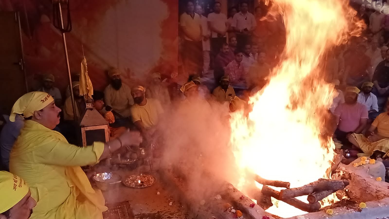 Maa Baglamukhi Hawan: दान का लाभ मृत्यु के बाद भी-नवजीत भारद्वाज 2 Maa Baglamukhi Hawan Maa Baglamukhi Hawan Maa Baglamukhi Hawan