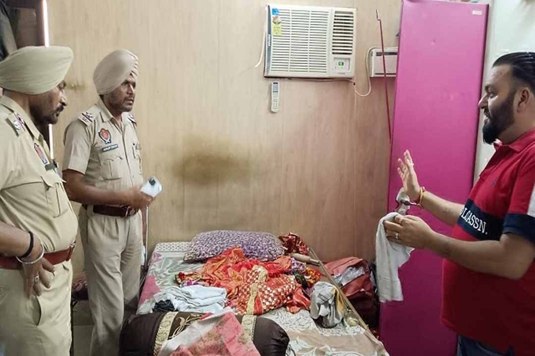 Theft of lakhs from temple: जालंधर के इस प्रसिद्ध मंदिर हुई चोरी, जानें पूरा मामला 1 police1 police1 police1 police1