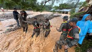 Wayanad Landslide : वायनाड में भूस्खलन ने मचाई भारी तबाही, 150 से ज्यादा लोगों की मौत