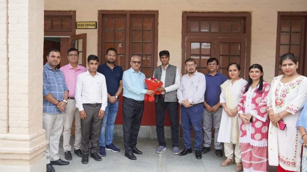 Nuclear Energy and Nanotechnology : DAV College Jalandhar में परमाणु ऊर्जा और नैनो प्रौद्योगिकी पर व्याख्यान किया गया आयोजित Nuclear Energy and Nanotechnology : DAV College Jalandhar में परमाणु ऊर्जा और नैनो प्रौद्योगिकी पर व्याख्यान किया गया आयोजित