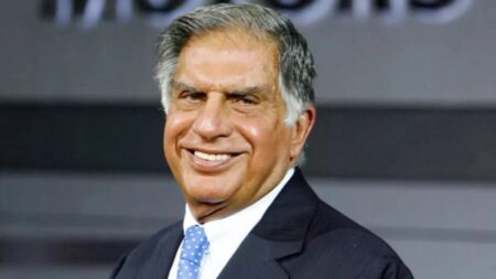 Ratan Tata Death : नहीं रहे रतन टाटा, 86 साल की उम्र में ली अंतिम सांस, पीएम मोदी ने दी श्रद्धांजलि