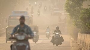 Delhi air quality is bad : दिल्ली में वायु गुणवत्ता खराब, सांस लेना भी हुआ मुश्किल