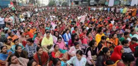 Hindus Protest in Bangladesh… बंगलादेश में हजारों हिन्दू सड़कों पर उतरे, सरकार पर बरसे