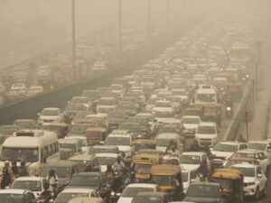 Pollution In Delhi : दिल्ली में पाल्यूशन चरम सीमा पर, ग्रेप 4 के प्रतिबंध लागू