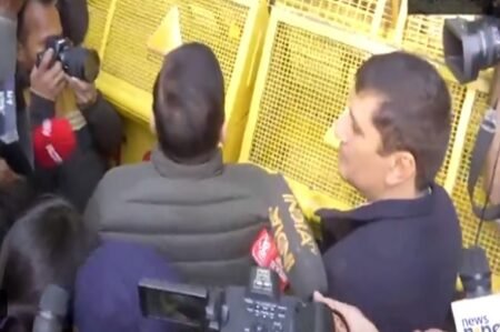 Delhi News :  दिल्ली में हाईवोल्टेज ड्रामा, सीएम आवास पर आप नेताओं और पुलिस में तनातनी