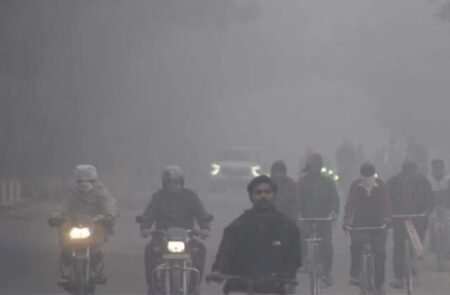 Weather Alert : पंजाब में घना कोहरा, दिल्ली में बारिश का साया, IMD का अलर्ट