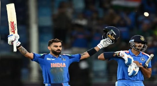 Cricket News : विराट कोहली के कवर ड्राइव पर दुनिया फिदा, पाकिस्तान चित Cricket News : विराट कोहली के कवर ड्राइव पर दुनिया फिदा, पाकिस्तान चित