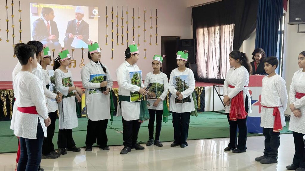 Innocent Hearts School : इनोसेंट हार्ट्स स्कूल एक भव्य विज्ञान प्रदर्शनी का आयोजन 1 inno 1 1 inno 1 1 Innocent Hearts School