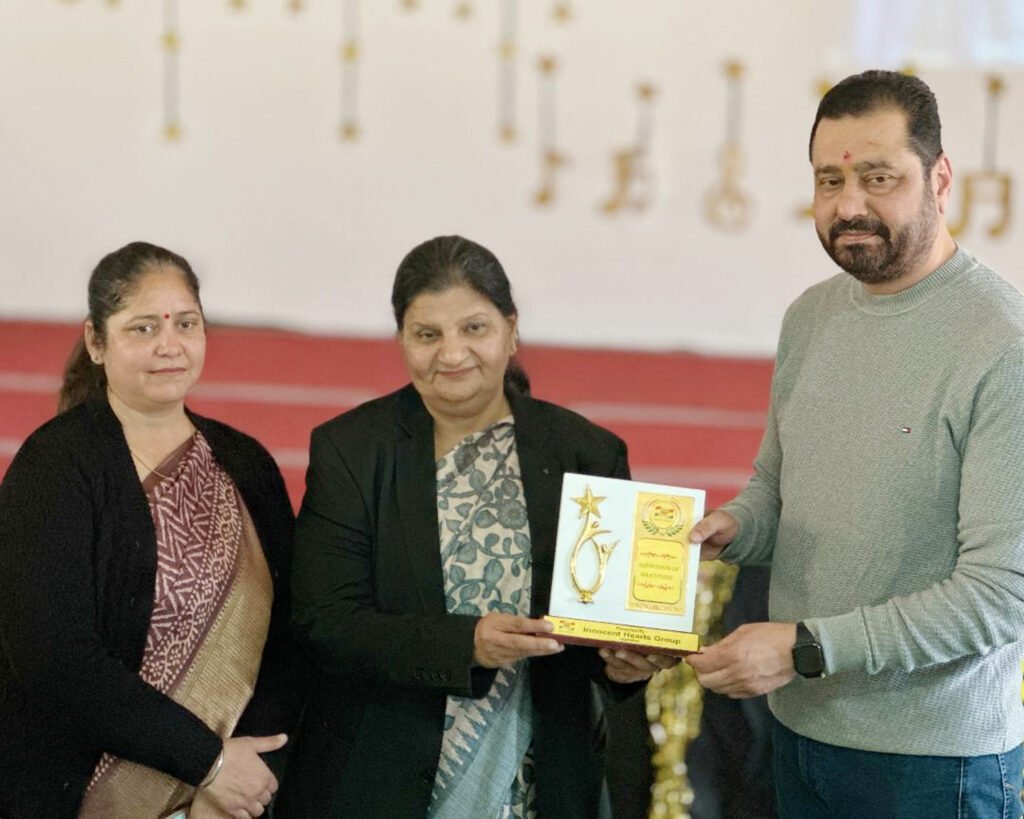 Innocent Hearts School : इनोसेंट हार्ट्स स्कूल एक भव्य विज्ञान प्रदर्शनी का आयोजन 3 inno 3 1 inno 3 1 Innocent Hearts School