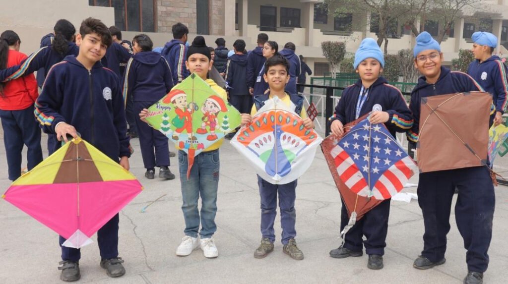 CT Group of Institutions : सीटी ग्रुप ऑफ इंस्टीट्यूशंस ने बसंत पंचमी का त्योहार मनाया 2 patang 2 patang 2 CT Group of Institutions,