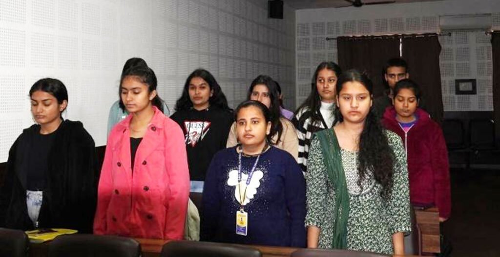 D.A.V. College : डी.ए.वी. कॉलेज, जालंधर के बायोटेक्नोलॉजी विभाग ने एक विशेषज्ञ वार्ता का आयोजन 1 DAV 2 1 DAV 2 1 D.A.V. College