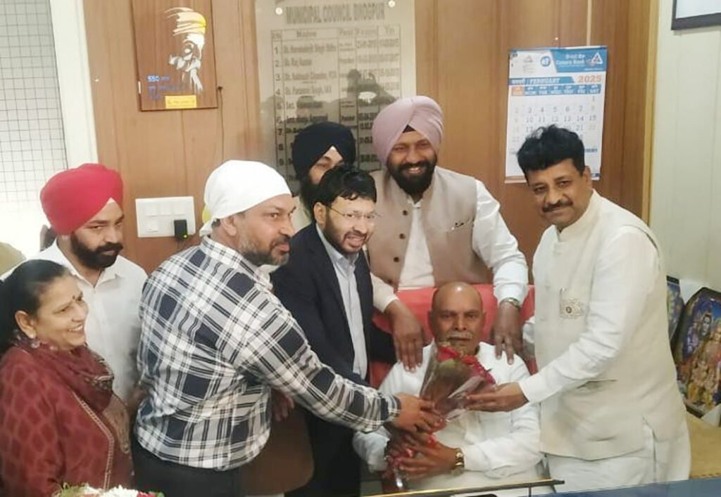 Jalandhar News : राकेश बग्गा ने पंजाब के स्थानीय निकाय मंत्री की मौजूदगी में अपना पदभार संभाला