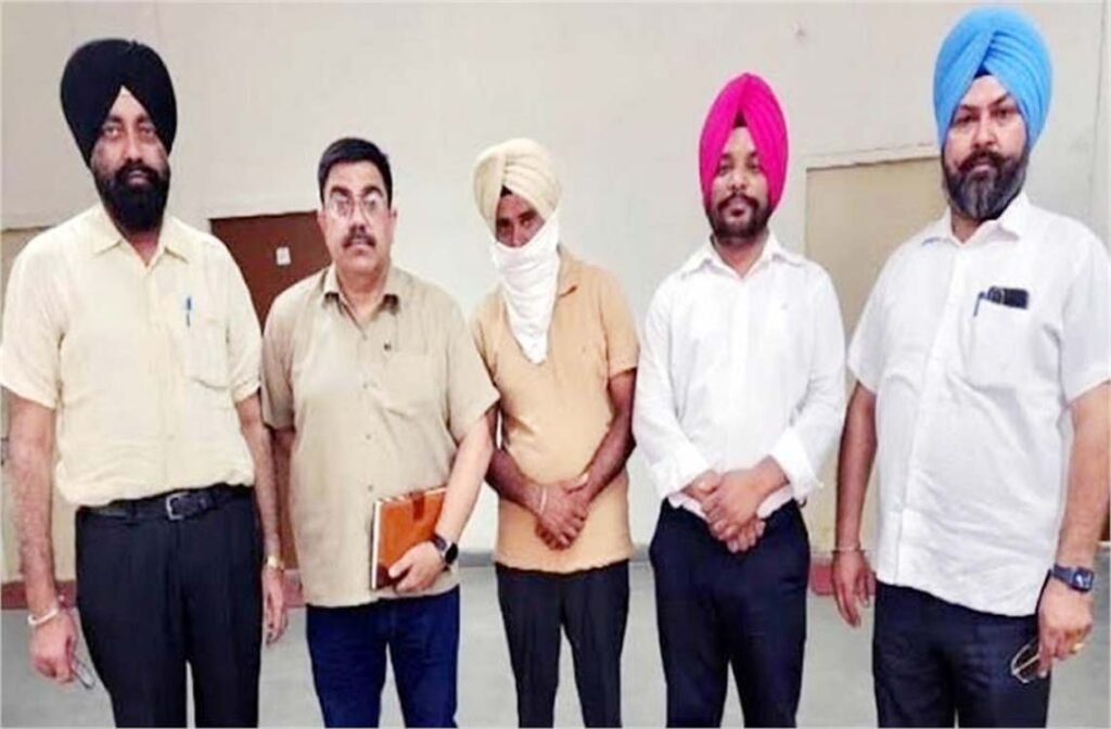 Vigilance action against corruption : भ्रष्टाचार के खिलाफ विजिलेंस की कार्रवाई : PSPCL का लाइनमैन रिश्वत लेते गिरफ्तार