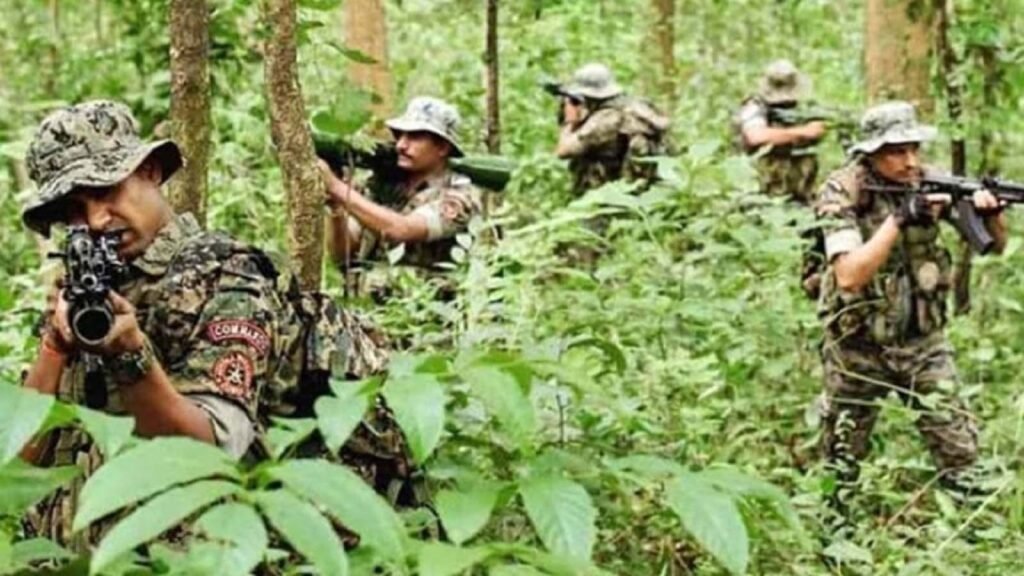 Naxalites Encounters in Chhattisgarh : छत्तीसगढ़ में नक्सलियों पर बड़ी कार्रवाई, मुठभेड़ में 28 ढेर
