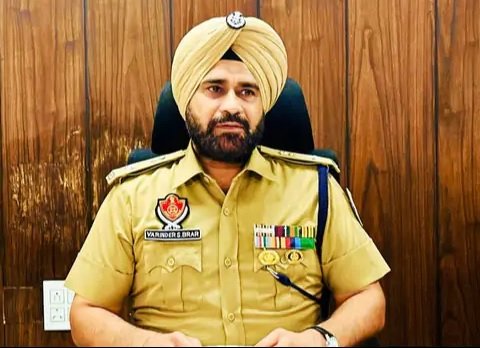 Punjab News : करप्शन के खिलाफ एक और एक्शन, फाजिल्का के एसएसपी सस्पेंड Punjab News : करप्शन के खिलाफ एक और एक्शन, फाजिल्का के एसएसपी सस्पेंड