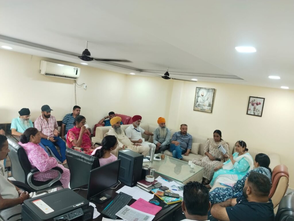 Viksit Krishi Sankalp Abhiyan : किसानों को आधुनिक तकनीकों से जोड़ने का प्रयास: विकसित कृषि संकल्प अभियान में 450 से अधिक किसानों ने लिया भाग