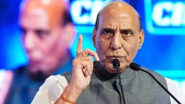 National News : पाकिस्तान को राजनाथ सिंह की फटकार, आतंकवाद पर दोहरे मापदंड बर्दाश्त नहीं National News : पाकिस्तान को राजनाथ सिंह की फटकार, आतंकवाद पर दोहरे मापदंड बर्दाश्त नहीं