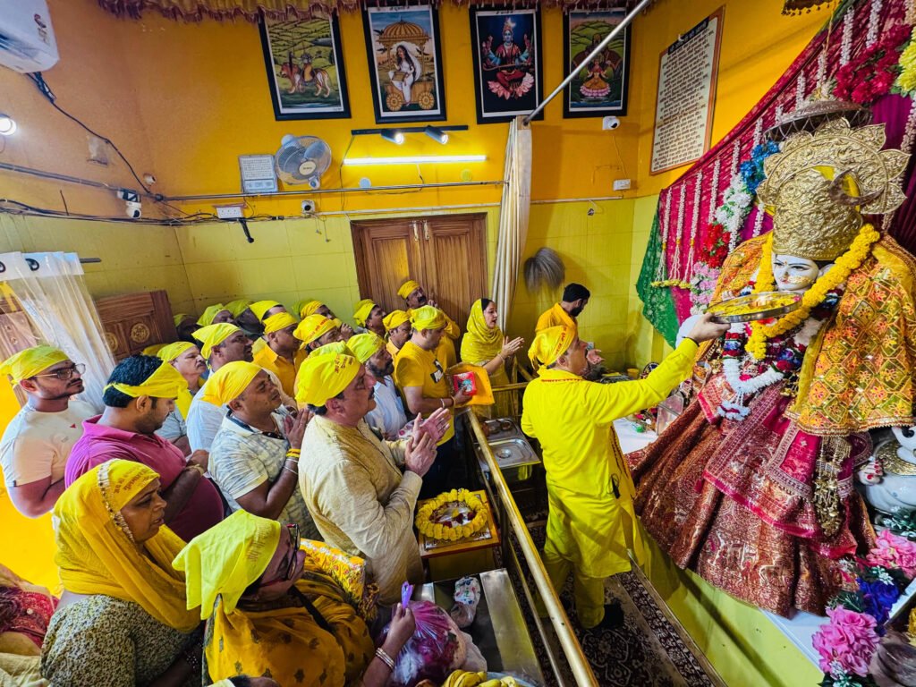 Religious News : धर्म ध्यान से ही आत्मा पवित्र कर सकते है-नवजीत भारद्वाज