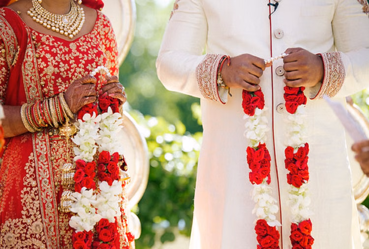 Varmala video goes Viral