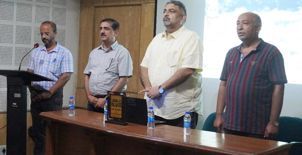 Innovation and Startup Ecosystem : डी.ए.वी. कॉलेज में “इनोवेशन एंड स्टार्टअप इकोसिस्टम” पर कार्यशाला का आयोजन