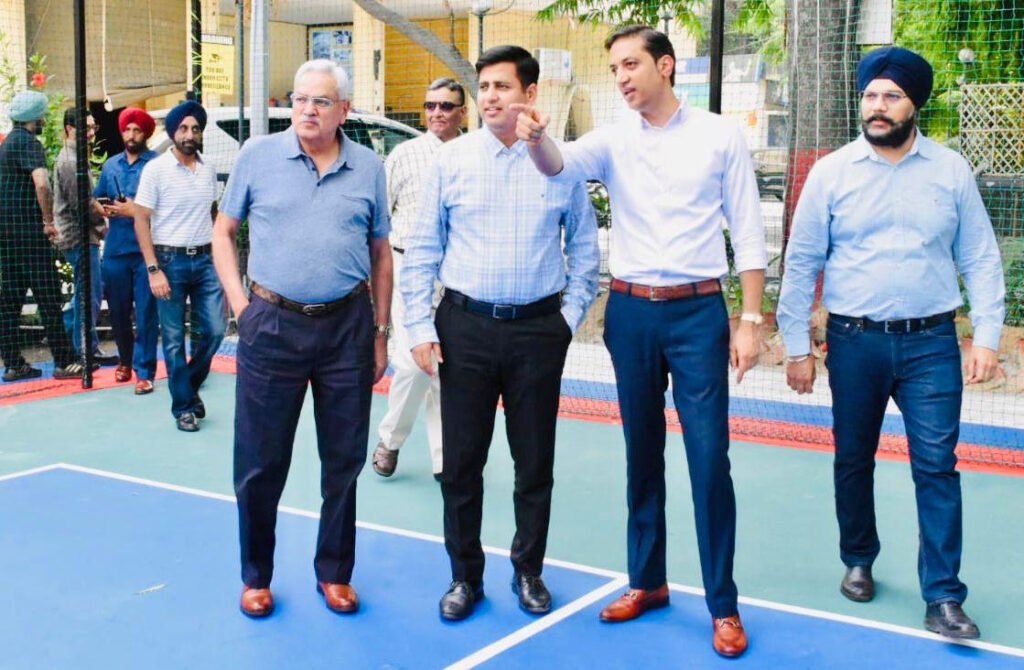 Jalandhar News : डिप्टी कमिश्नर ने हंसराज स्टेडियम में नए मल्टीपर्पज़ कोर्ट और रनिंग ट्रैक का किया उद्घाटन 1 2 19 2 19 Jalandhar News