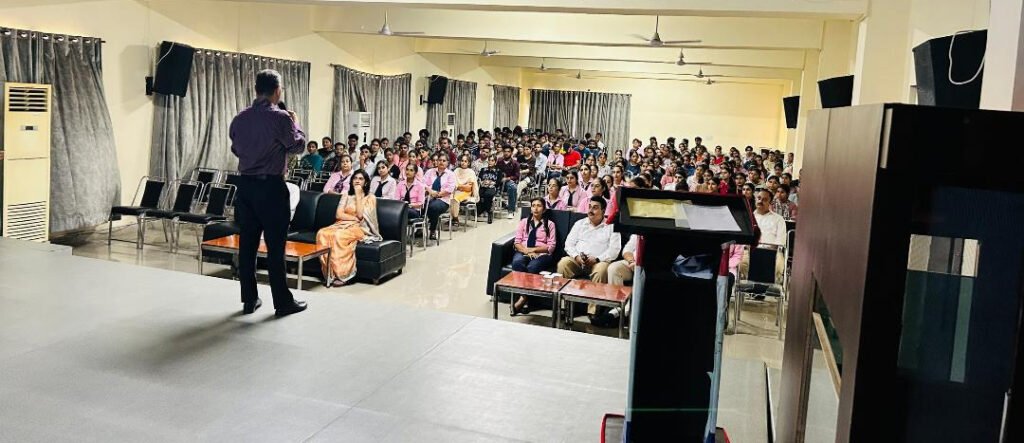 Innocent Hearts Group Of Institutions : इनोसेंट हार्ट्स में “आइडिया टू इम्पैक्ट” कार्यशाला का सफल आयोजन 1 2 41 2 41 Innocent Hearts Group Of Institutions