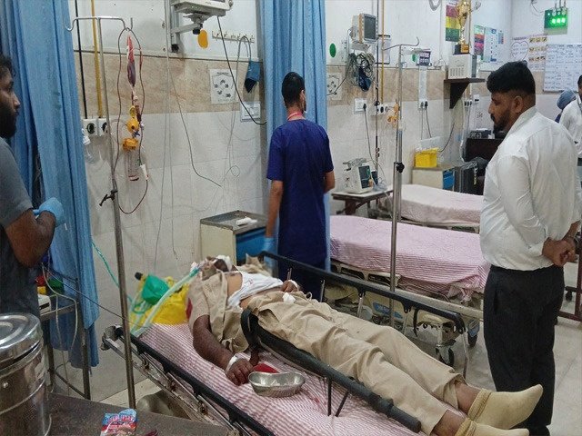 Punjab News : हाई-टेक नाके पर पुलिसकर्मी को लगी गोली , इलाज के दौरान मौत Punjab News : हाई-टेक नाके पर पुलिसकर्मी को लगी गोली , इलाज के दौरान मौत