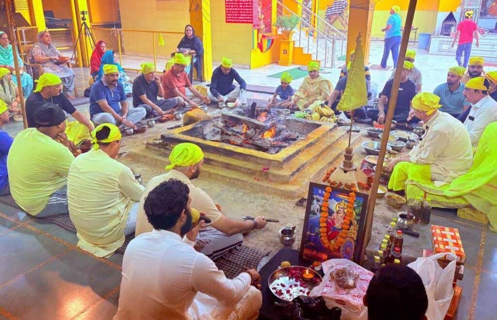 Maa Baglamukhi Havan