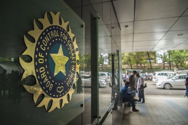 BCCI will stop age fraud : अब क्रिकेटर नहीं छिपा सकेंगे अपनी उम्र, बीसीसीआई ने की बड़ी तैयारी BCCI will stop age fraud : अब क्रिकेटर नहीं छिपा सकेंगे अपनी उम्र, बीसीसीआई ने की बड़ी तैयारी