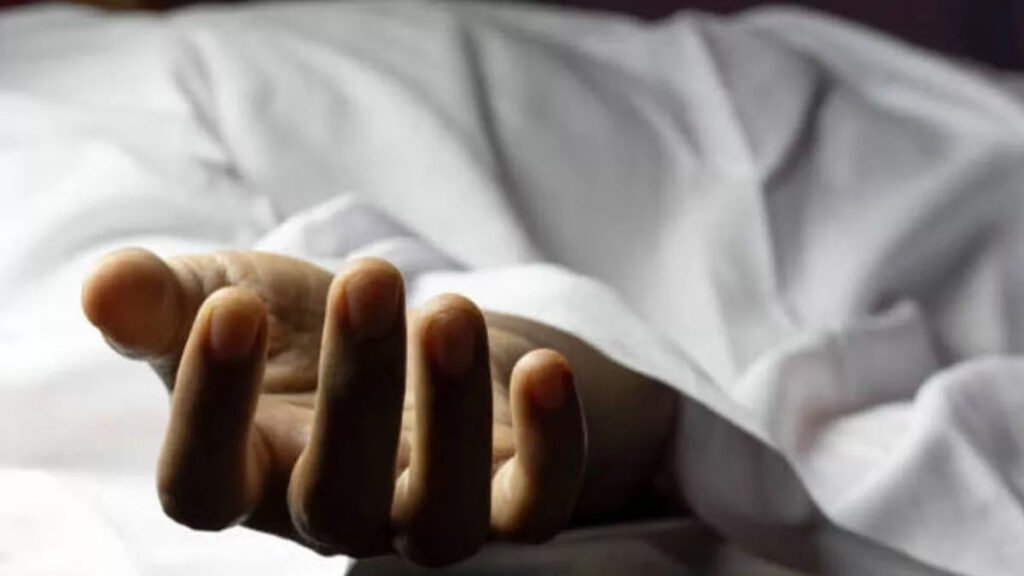 Roof of the house collapsed due to heavy rain : भारी बारिश के कारण मकान की छत गिरी, मलबे में दबकर महिला की मौत