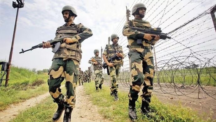 BSF gets big success on Indo-Pak Border : भारत-पाक सीमा पर बीएसएफ को बड़ी सफलता, ड्रोन और 3 किलो हेरोइन बरामद BSF gets big success on Indo-Pak Border : भारत-पाक सीमा पर बीएसएफ को बड़ी सफलता, ड्रोन और 3 किलो हेरोइन बरामद