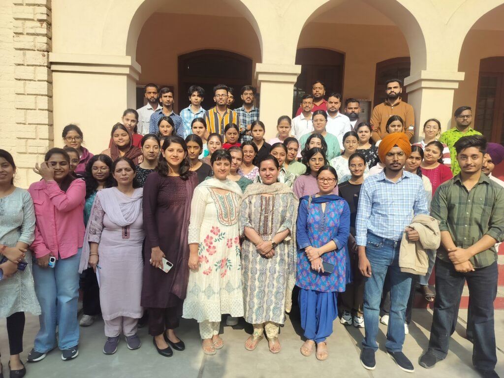 Extension Activity : कश्यप बॉटनिकल सोसाइटी, वनस्पति विज्ञान विभाग, डी.ए.वी. कॉलेज जालंधर द्वारा विस्तार गतिविधि