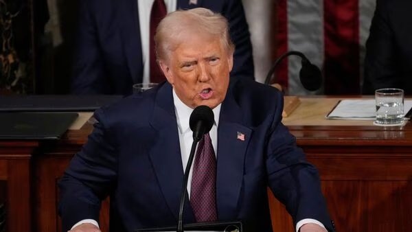 USA Tariff on India : भारत पर टैरिफ घटाएंगेः डोनाल्ड ट्रंप USA Tariff on India : भारत पर टैरिफ घटाएंगेः डोनाल्ड ट्रंप