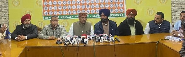 Vijay Sampla Attacks on AAP : आप सरकार के चार साल — उपलब्धियाँ ‘ज़ीरो’, बहाने बेहिसाब: विजय सांपला Vijay Sampla Attacks on AAP : आप सरकार के चार साल — उपलब्धियाँ ‘ज़ीरो’, बहाने बेहिसाब: विजय सांपला