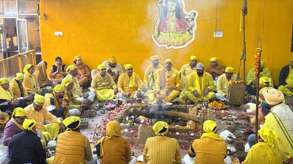 Maa Baglamukhi Dham Hawan : जिसने खुद को भगवान को सौंपा, उसे संसार हिला नहीं सकता-नवजीत भारद्वाज 3 IMG 20260226 WA0014 IMG 20260226 WA0014 Maa Baglamukhi Dham Hawan