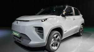 Tata Punch EV Facelift Launch : Tata Punch EV Facelift भारत में लॉन्च, जानें डिजाइन, कीमत और फीचर्स की पूरी डिटेल Tata Punch EV Facelift Launch : Tata Punch EV Facelift भारत में लॉन्च, जानें डिजाइन, कीमत और फीचर्स की पूरी डिटेल