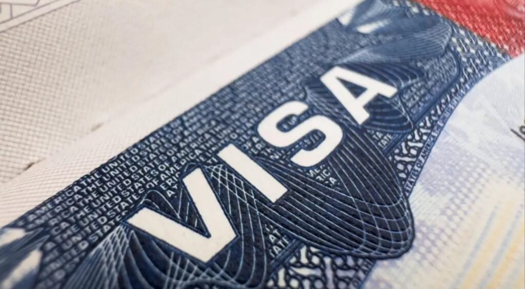 Visa Apply Tips : एक छोटी गलती और वीजा रिजेक्ट! विदेश जाने से पहले जान लें ये जरूरी बातें Visa Apply Tips : एक छोटी गलती और वीजा रिजेक्ट! विदेश जाने से पहले जान लें ये जरूरी बातें