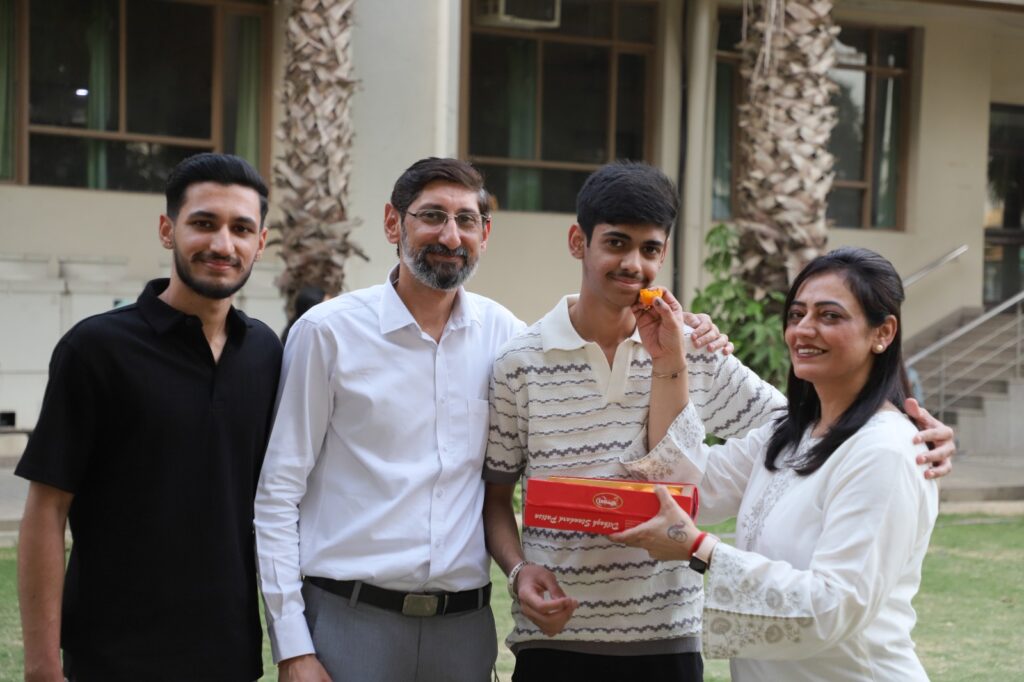 CBSE 10th Result : Innocent Hearts के विद्यार्थियों ने दसवीं की परीक्षा मे गाड़े झंडे 2 IMG 20260415 WA0015 IMG 20260415 WA0015 CBSE 10th Result