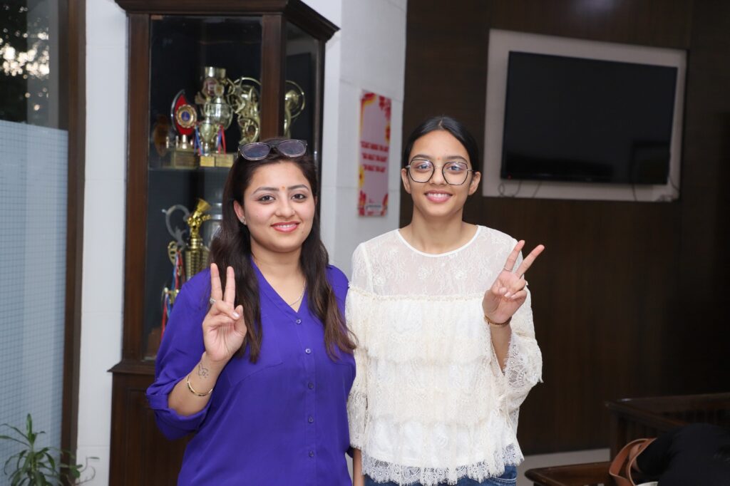 CBSE 10th Result : Innocent Hearts के विद्यार्थियों ने दसवीं की परीक्षा मे गाड़े झंडे 3 IMG 20260415 WA0016 IMG 20260415 WA0016 CBSE 10th Result