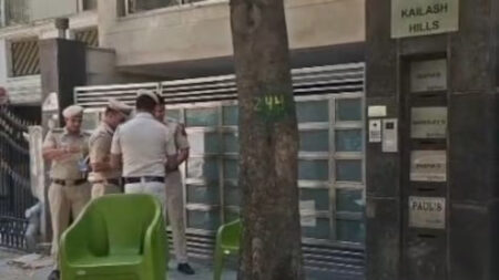 IRS Officers Daughter Murdered : दिल दहलाने वाली वारदात: IRS अधिकारी की बेटी की हत्या, यौन उत्पीड़न के बाद चार्जर केबल से घोंटा गला