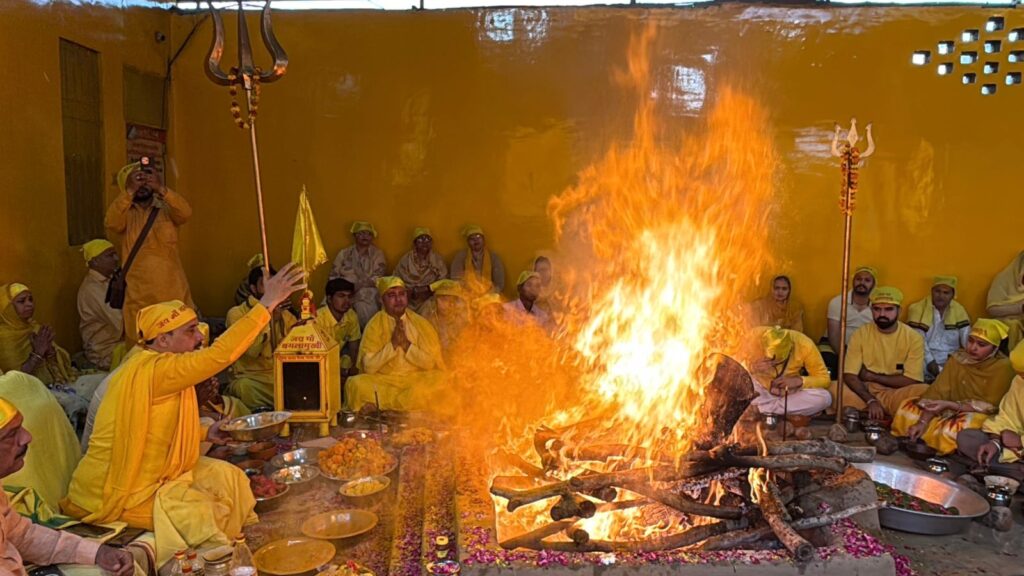 Maa Baglamukhi Dham Hawan : माँ इस दुनिया की सबसे बड़ी नेमत— नवजीत भारद्वाज 1 WhatsApp Image 2026 04 10 at 1.34.20 PM WhatsApp Image 2026 04 10 at 1.34.20 PM Maa Baglamukhi Dham Hawan