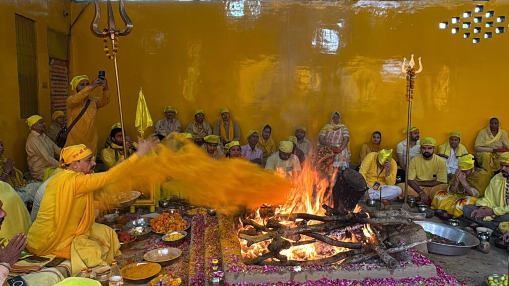 Maa Baglamukhi Dham Hawan : माँ इस दुनिया की सबसे बड़ी नेमत— नवजीत भारद्वाज 2 WhatsApp Image 2026 04 10 at 1.34.20 PM1 WhatsApp Image 2026 04 10 at 1.34.20 PM1 Maa Baglamukhi Dham Hawan