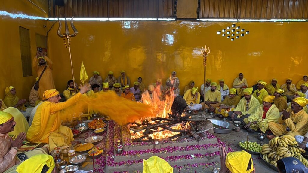Maa Baglamukhi Dham Hawan : माँ इस दुनिया की सबसे बड़ी नेमत— नवजीत भारद्वाज 4 WhatsApp Image 2026 04 10 at 1.34.21 PM1 WhatsApp Image 2026 04 10 at 1.34.21 PM1 Maa Baglamukhi Dham Hawan